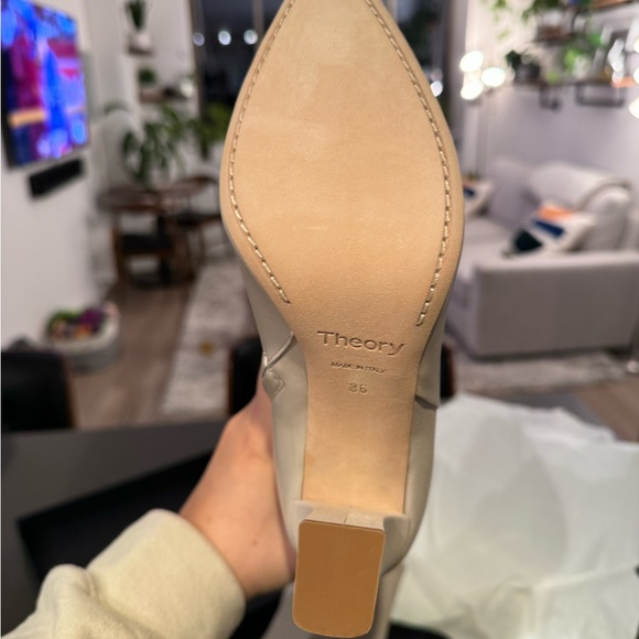Theory Slim Square Boot in cement size 36 - Picture 4 of 7